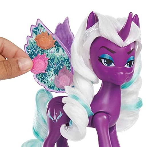 Hasbro - My Little Pony - Alicorn Wing Surprise, Juguete De 5 Pulgadas Con Accesorios Para Niños Y Niñas ㅤ 8 Hasbro - My Little Pony - Alicorn Wing Surprise, Juguete De 5 Pulgadas Con Accesorios Para Niños Y Niñas ㅤ - Imagen 6